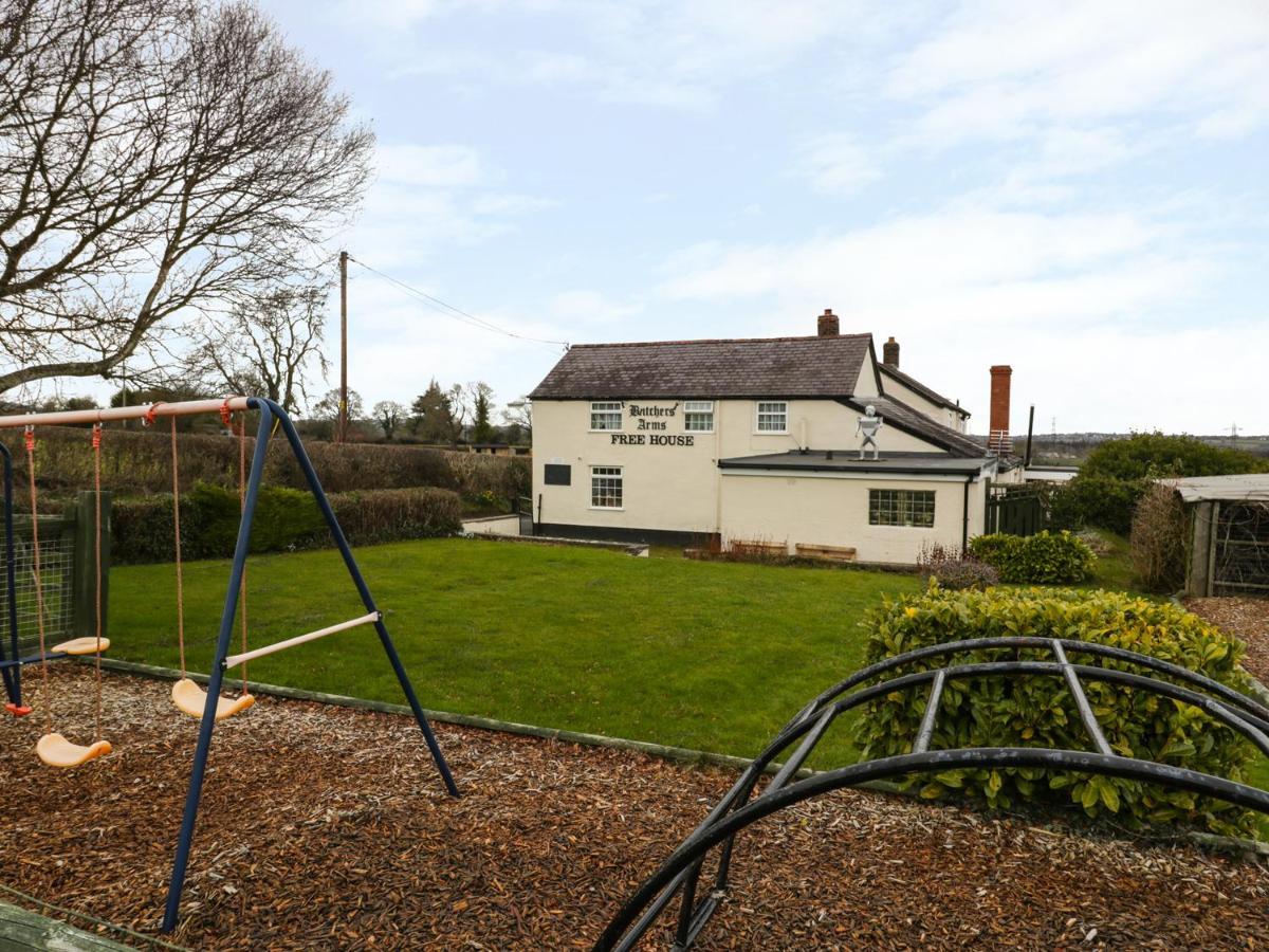Butchers Arms Cottage Nercwys Buitenkant foto